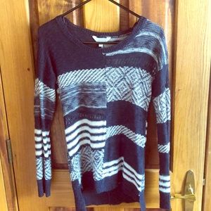Women’s color block sweater